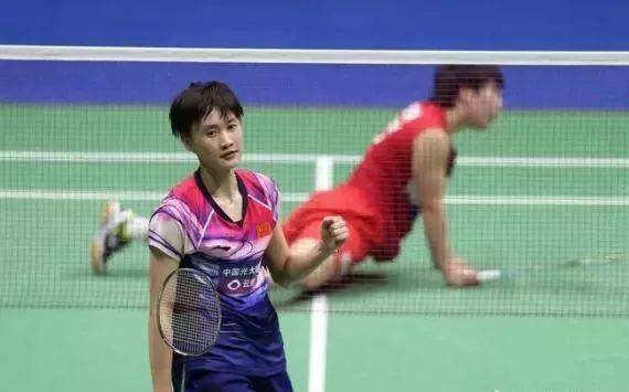 态下滑或出 态下滑或出