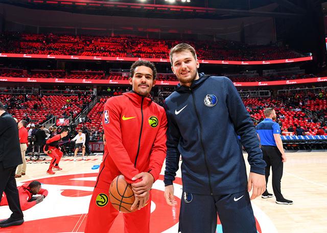 的是他们在 的是他们在